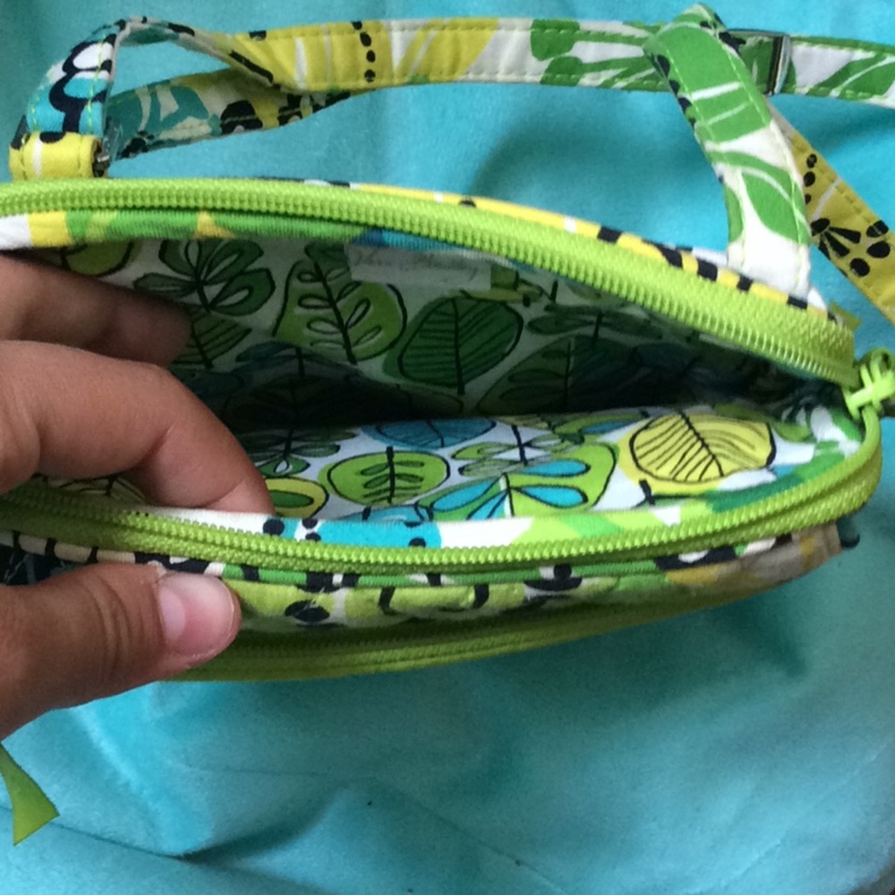 Vera Bradley Limes up cross body purse - Picture 5 of 8